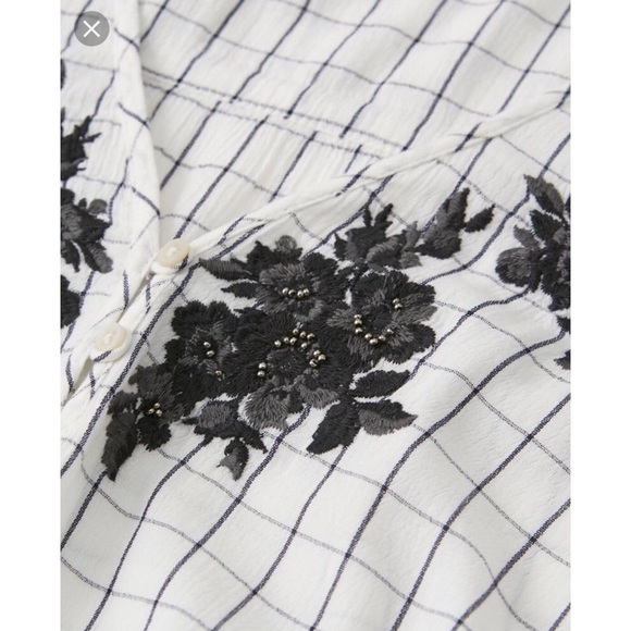 Abercrombie Beaded Embroidered Top - Picture 4 of 4